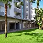 Apê com piscina, wi-fi, vista para o mar, elevador, churrasqueira
