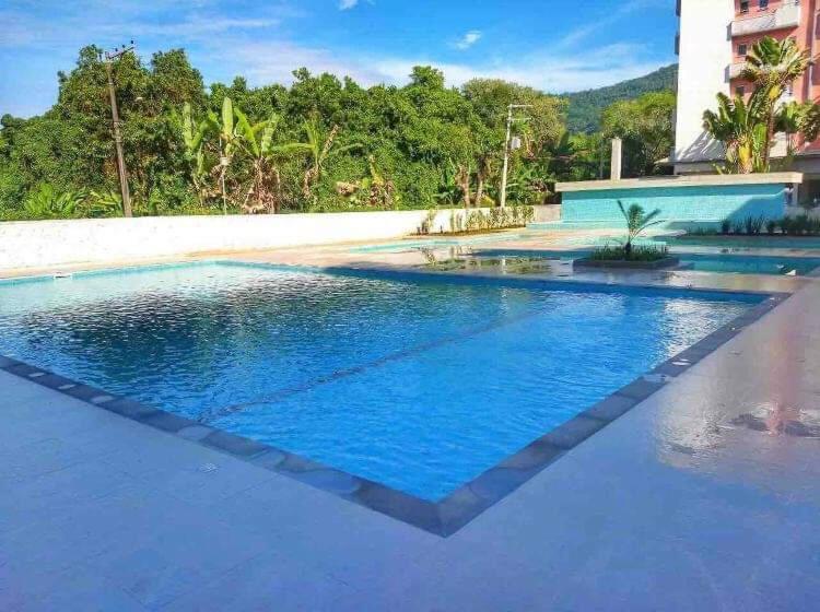 Apartamento Apto 2 Quartos A 350 Metros Da Praia, Churrasqueira Na Varanda, Wi-fi, Piscina, Garagem Coberta,telas De Protecao, Quadra Tenis Ubatuba